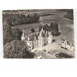 environs de RICHELIEU: le château de la vrillaye vue aérienne 10X15 - très bon état