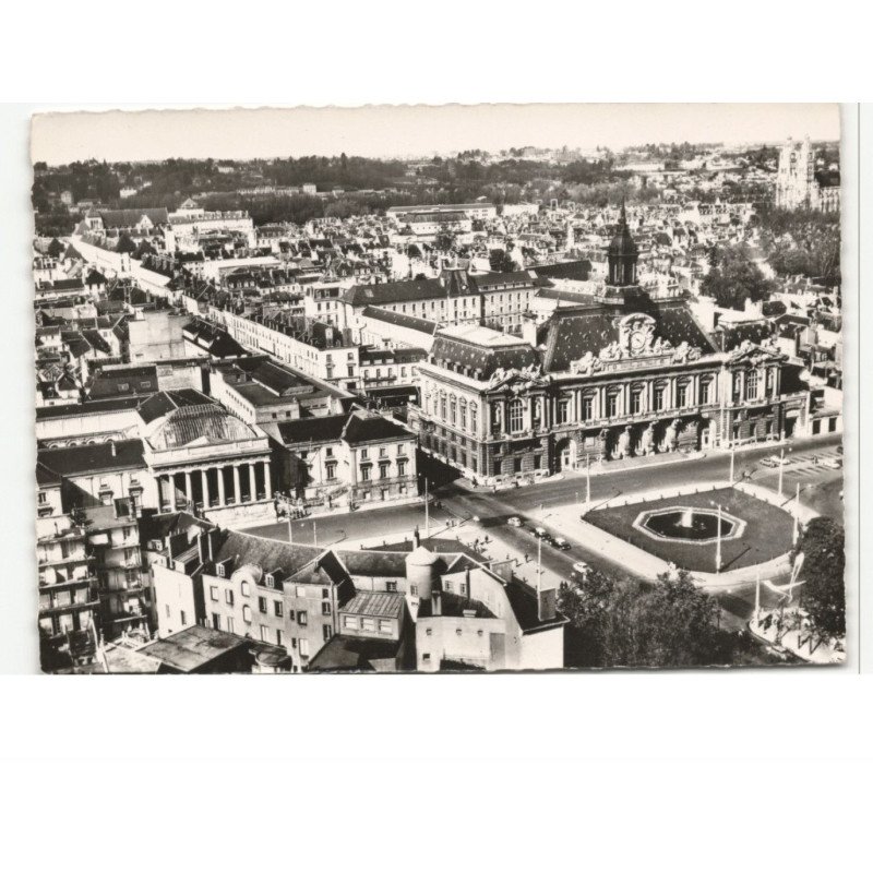 TOURS: l'hôtel de ville et le palais de justice vue aérienne 10X15 - état