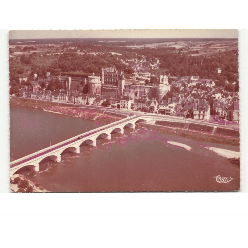 AMBOISE: vue générale vue aérienne 10X15 - très bon état