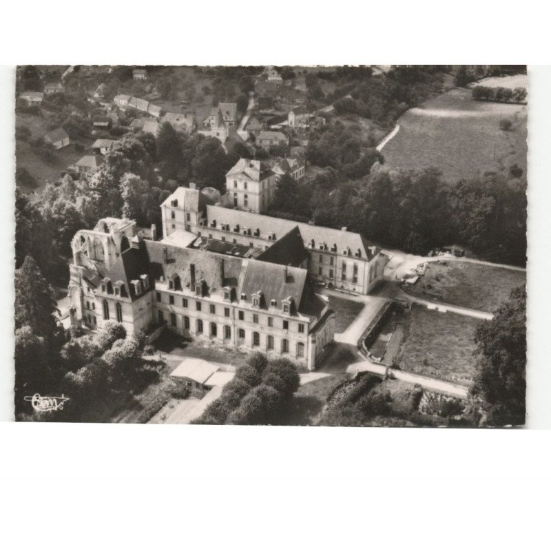 SAINT-WANDRILLE: abbaye et le village vue aérienne 10x15 - très bon état