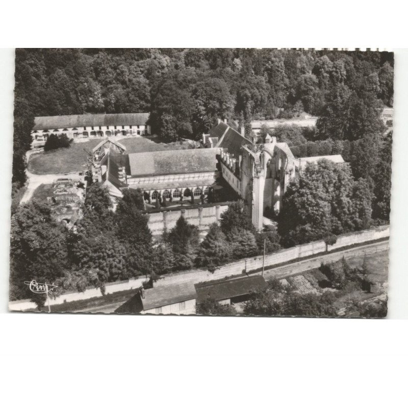 SAINT-WANDRILLE: abbaye, le cloître et les ruines de l'église vue aérienne 10x15 - très bon état