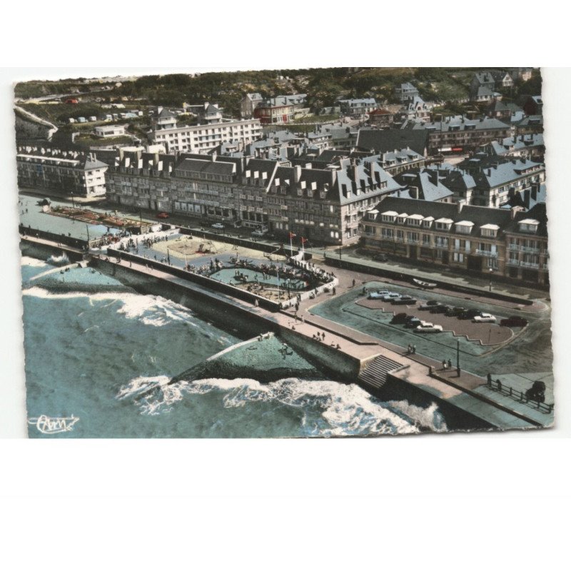 SAINT-VALERY-en-CAUX: les hôtels, les jeux vue aérienne 10x15 - état