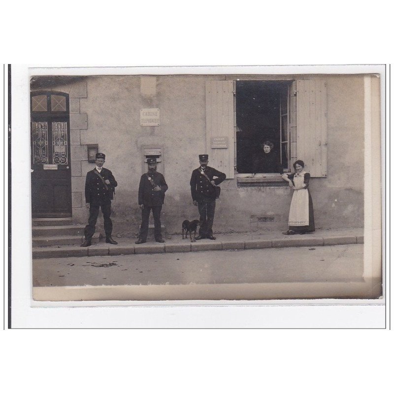 VENDEE : PALLUAU - carte photo du bureau de poste et des facteurs - tres bon etat