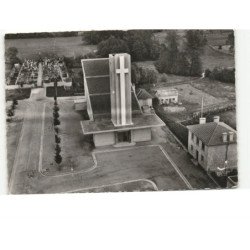 AZERAILLES: l'église vue aérienne 10x15 - très bon état