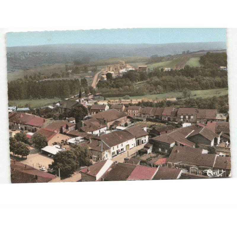 XEUILLEY: au centre, l'hôtel du lion d'or vue aérienne 10x15 - très bon état