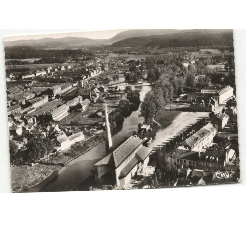 BACCARAT: l'église, les cristalleries, la salle des fêtes vue aérienne 10x15 - très bon état