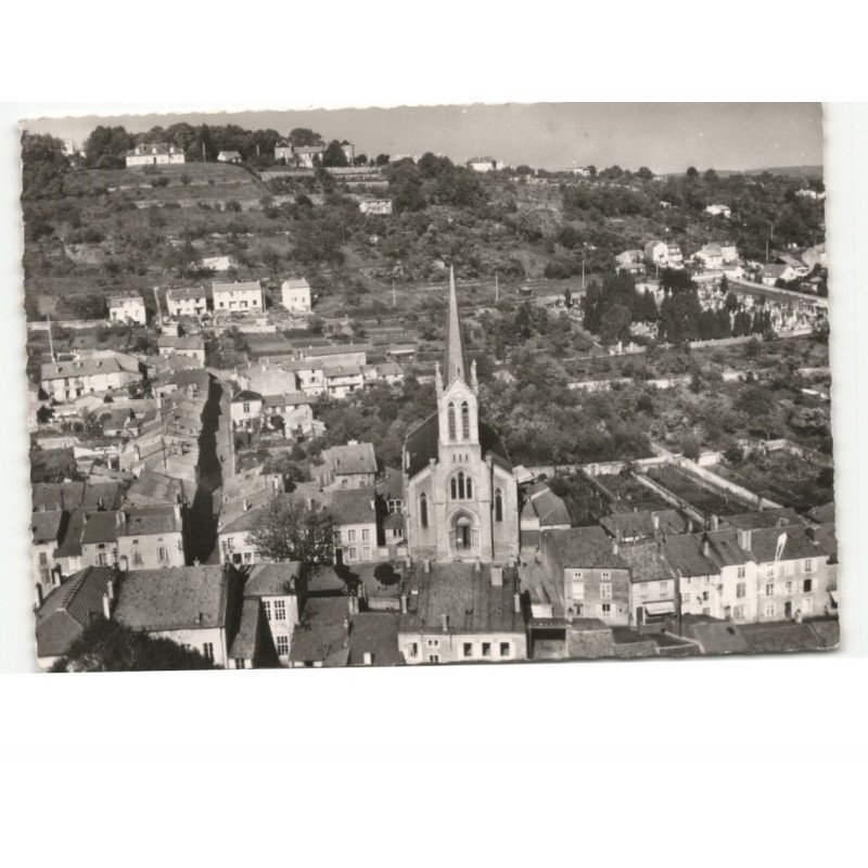 LAXOU: l'église vue aérienne 10x15 - très bon état