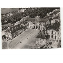 LUNEVILLE: le château et les bosquets "le versailles lorrain" terminé en 1714 vue aérienne 10x15 - état