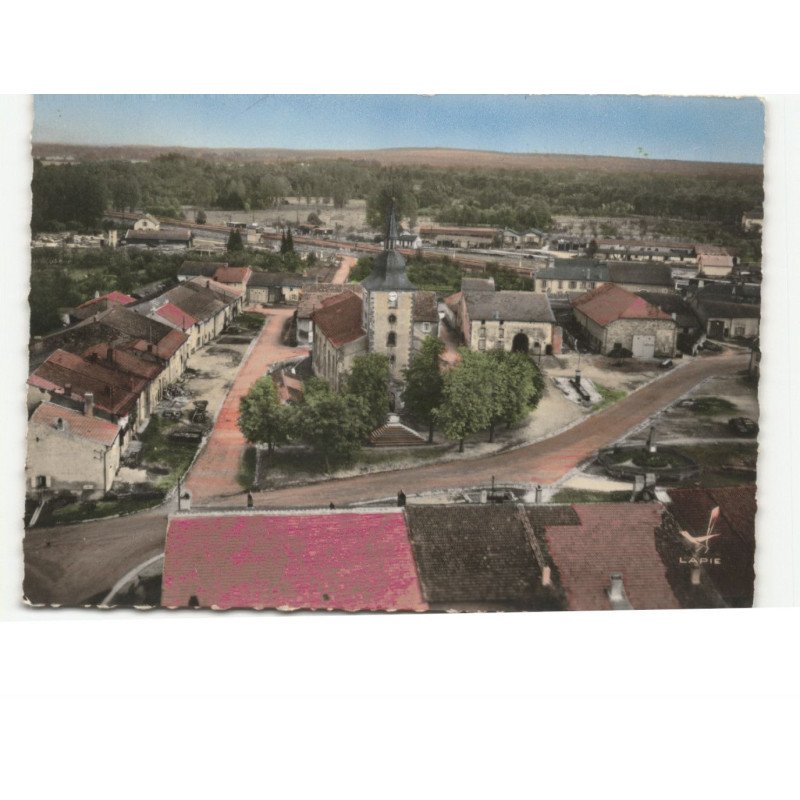 MARAINVILLER: l'église vue aérienne 10x15 - très bon état