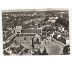 SAINT-ETIENNE-en-COGLES: l'église et la place vue aérienne 10X15 - très bon état