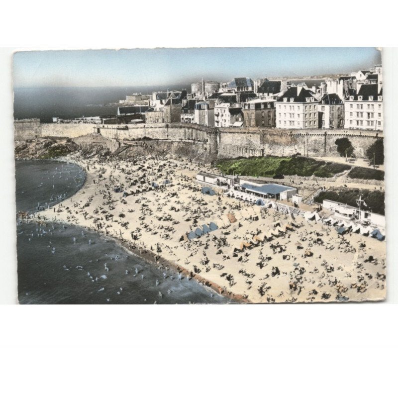 SAINT-MALO: la plage et les remparts vue aérienne 10X15 - très bon état