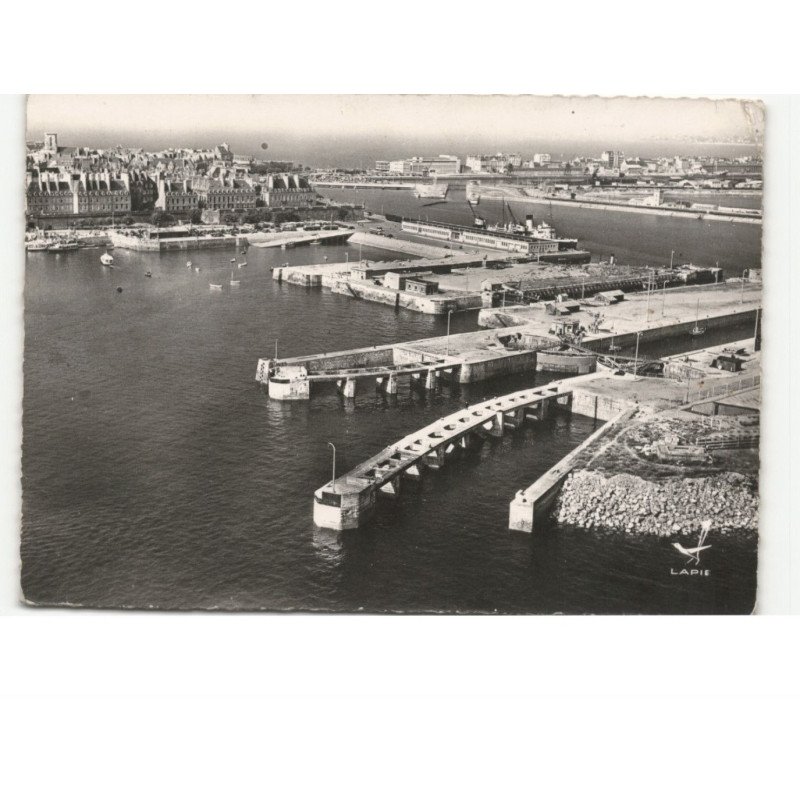 SAINT-MALO: les écluses vue aérienne 10X15 - état