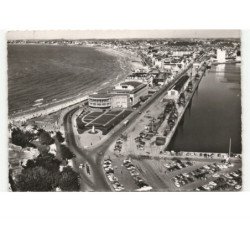 SAINT-MALO: le casino, le port vue aérienne 10X15 - très bon état