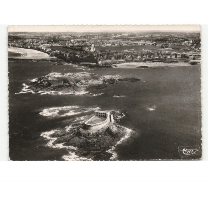 SAINT-MALO: le petit bey, le grand bey et la plage de bonsecours vue aérienne 10X15 - état