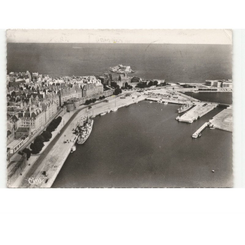 SAINT-MALO: le port et le quais vue aérienne 10X15 - état
