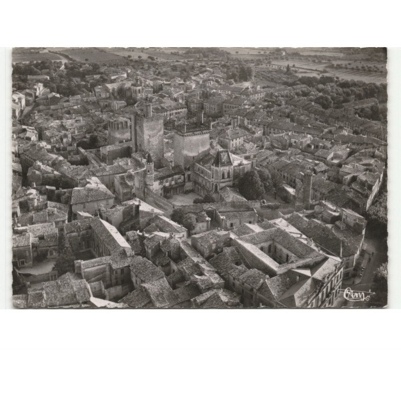 UZES: le centre et le duché vue aérienne 10x15 - très bon état