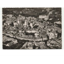 UZES: château ducal, cathédrale, tour fénestrelle, église saint-etienne vue aérienne 10x15 - très bon état