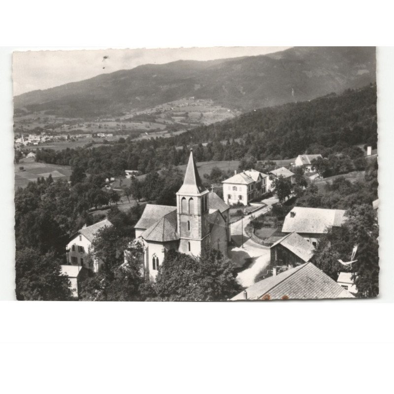 BURDIGNIN: l'église vue aérienne 10x15 - très bon état