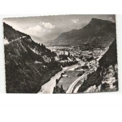 CLUSES: vue générale et la pointe d'orchez vue aérienne 10x15 - très bon état