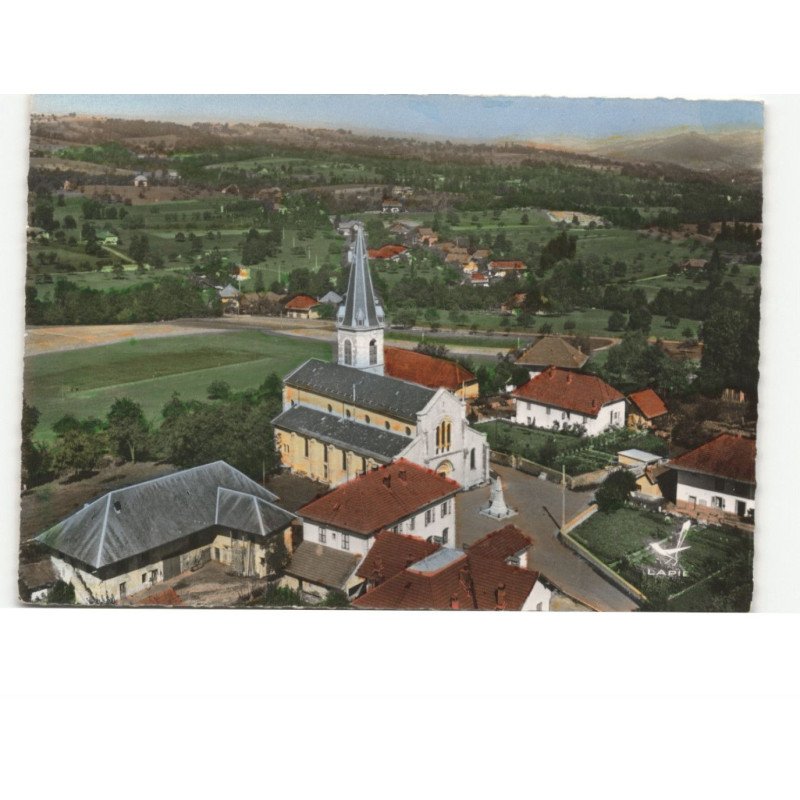 CUSY: l'église vue aérienne 10x15 - très bon état