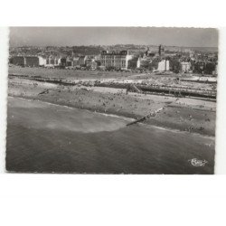DIEPPE: la plage, les hôtels et l'église saint-jacques vue aérienne 10x15 - très bon état