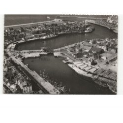 DIEPPE: le port et la gare maritime vue aérienne 10x15 - très bon état