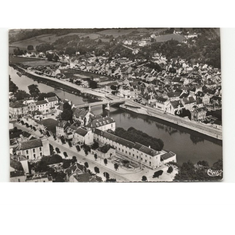 LA FERTE-sous-JOUARRE: vue générale vue aérienne 10x15 - très bon état
