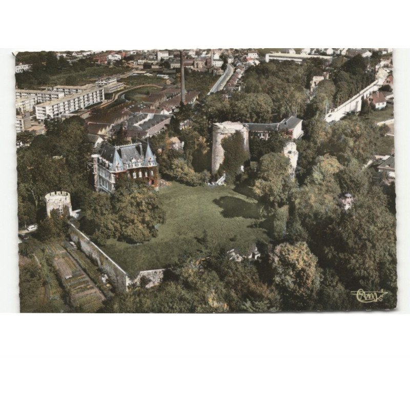 LILLEBONNE: vue générale, le château vue aérienne 10x15 - très bon état