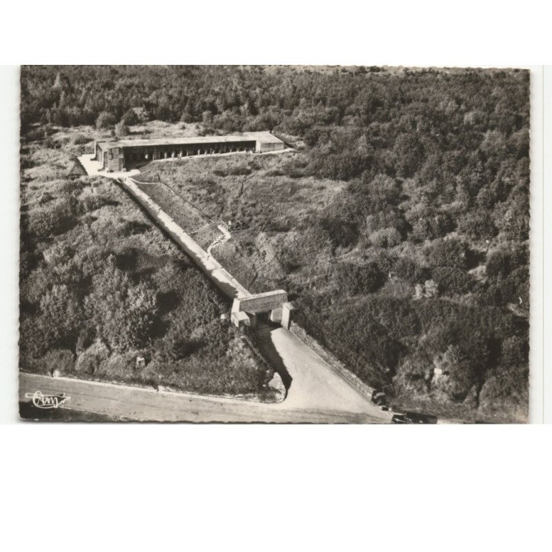 VERDUN: tranchée des baïonnettes vue aérienne 10x15 - très bon état