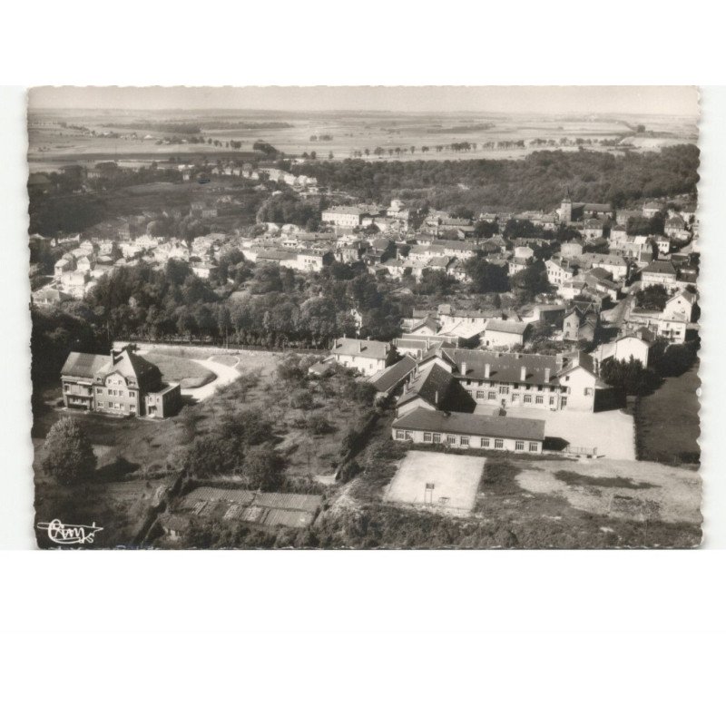 BRIEY: ville haute et groupe scolaire vue aérienne 10x15 - très bon état
