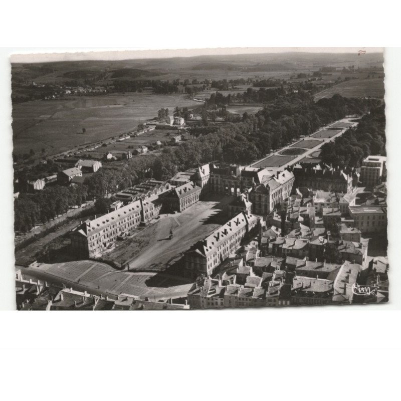 LUNEVILLE: vue générale vue aérienne 10x15 - très bon état