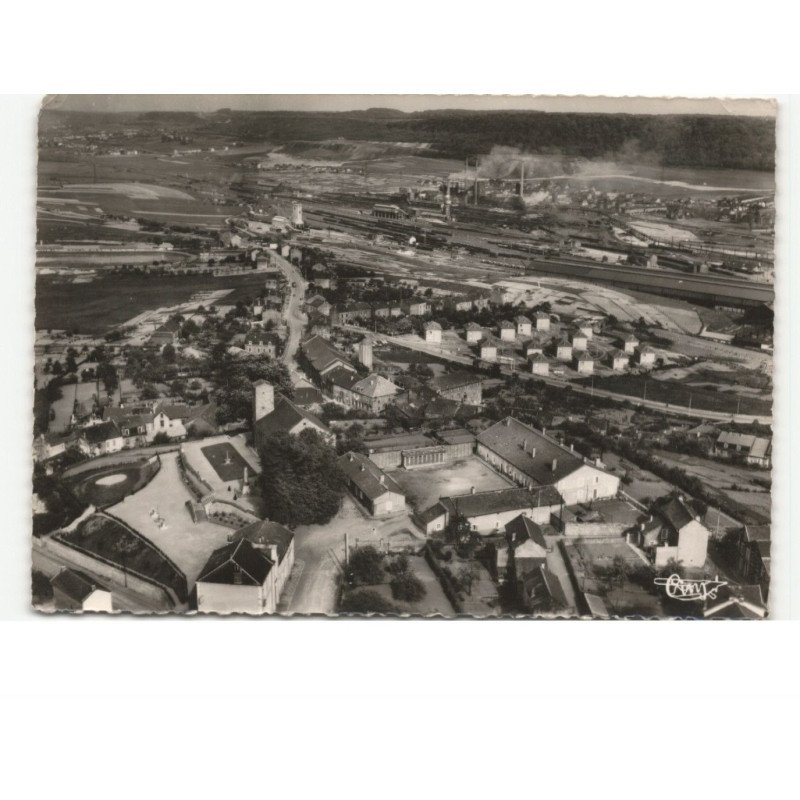MONT-SAINT-MARTIN: rue de nancy (cités) et le prieuré vue aérienne 10x15 - état