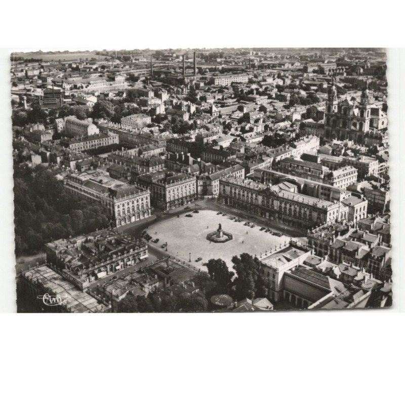 NANCY: vue générale avec la place stanislas vue aérienne 10x15 - très bon état