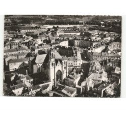 TOUL: église saint-gengoult et place ronde vue aérienne 10X15 - très bon état