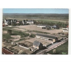 MONTS-sur-GUESNE: vue générale, le château, les écoles, le parc des sports vue aérienne 10x15 - très bon état