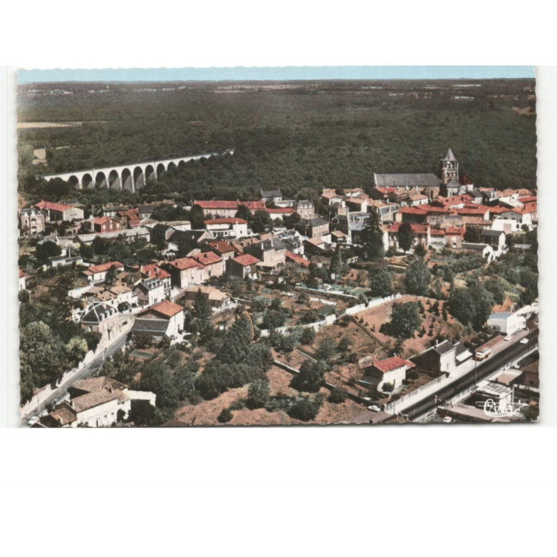 LUSIGNAN: vue générale vue aérienne 10x15 - très bon état