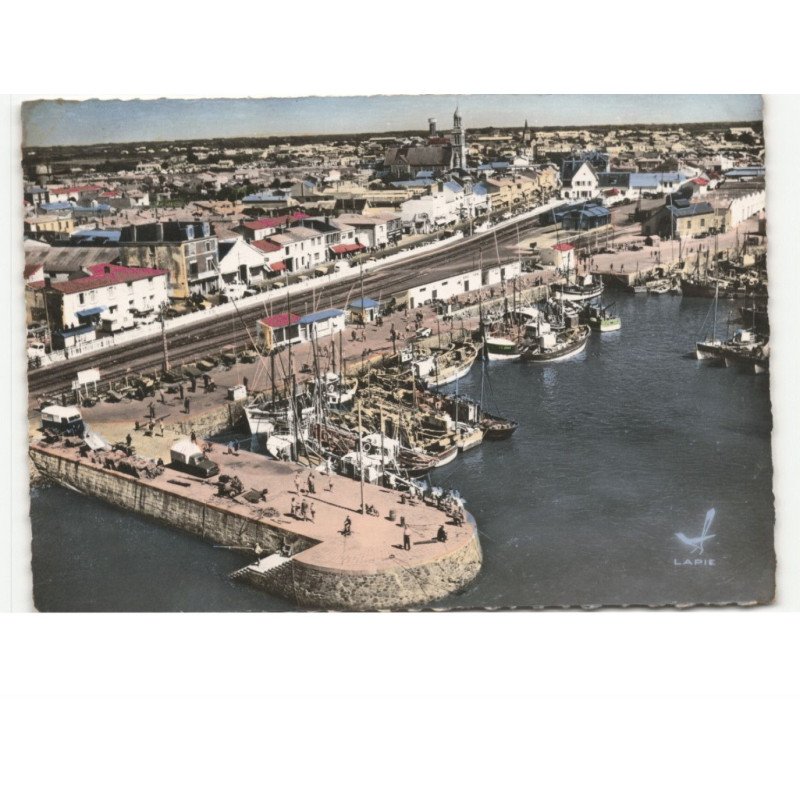 CROIX DE VIE: le port et le quai de la république vue aérienne 10x15 - très bon état