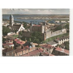 ILE DE NOIRMOUTIER: le château et l'église saint-philbert vue aérienne 10x15 - très bon état