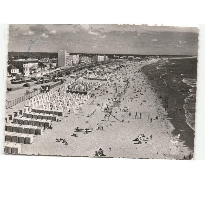 SAINT-JEAN-de-MONTS: l'hôtel de la plage vue aérienne 10x15 - très bon état
