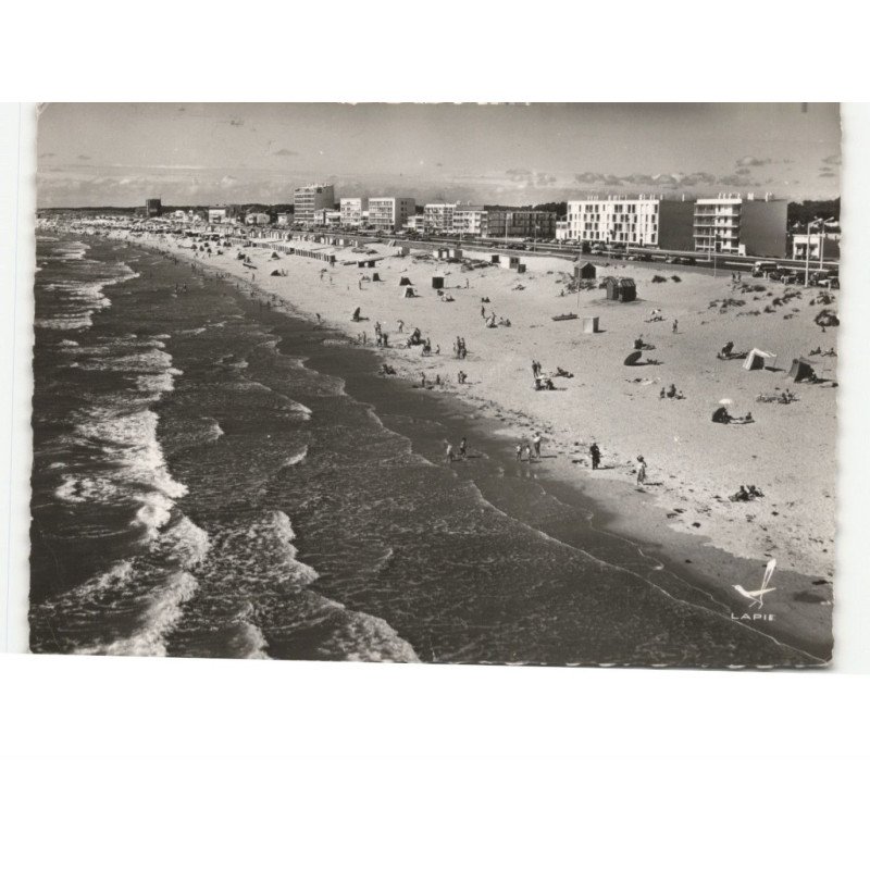 SAINT-JEAN-de-MONTS: la plage vue aérienne 10x15 - très bon état