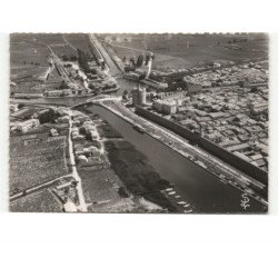 AIGUES MORTES: vue aérienne 10x15 - très bon état