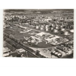 NOTRE-DAME-de-GRAVENCHON: vue générale des raffineries vue aérienne 10x15 - très bon état