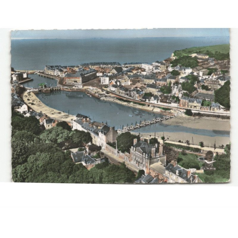SAINT-VALERY-en-CAUX: le bassin à flot vue aérienne 10x15 - très bon état