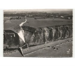 SOTTEVILLE-sur-MER: la falaise la descente à la plage vue aérienne 10x15 - très bon état