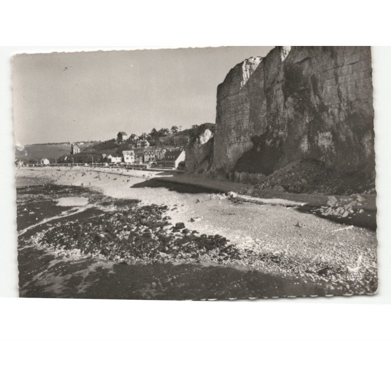 VEULETTES-sur-MER: falaise du catelier, le casino, la plage vue aérienne 10x15 - très bon état