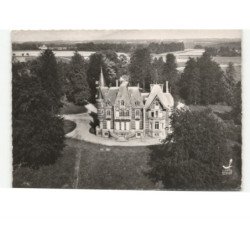 VILLEQUIER: le château de la guerche vue aérienne 10x15 - très bon état