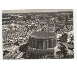 YVETOT: l'église saint-pierre et le mail vue aérienne 10x15 - très bon état