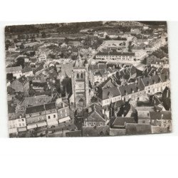 AUMALE: l'église (monument historique XVe siècle) vue aérienne 10x15 - très bon état