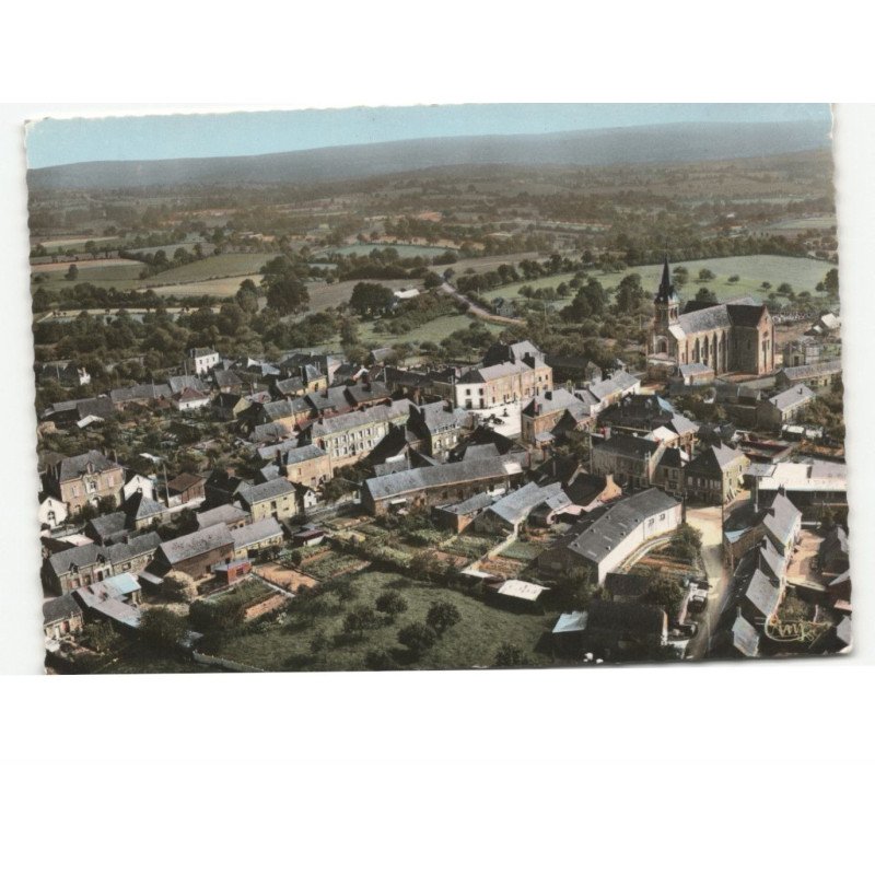 LA BACONNIERE: vue générale vue aérienne 10x15 - très bon état