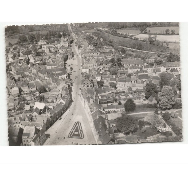ERNEE: place renault-mmorbière vue aérienne 10x15 - très bon état